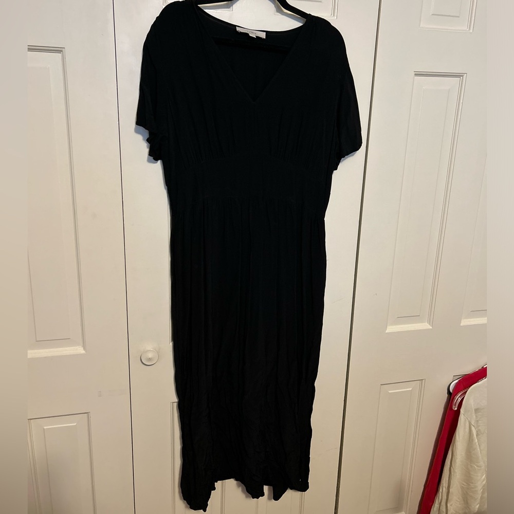 Loft v-neck flutter midi dress